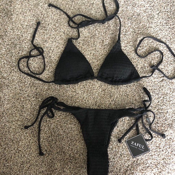 NWT Black Bikini - Picture 2 of 4